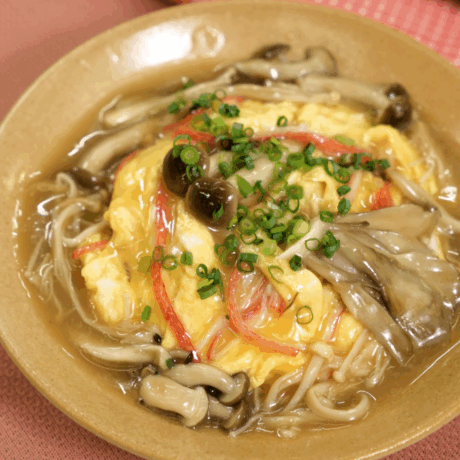 ふわとろ天津飯の海鮮きのこあんかけ